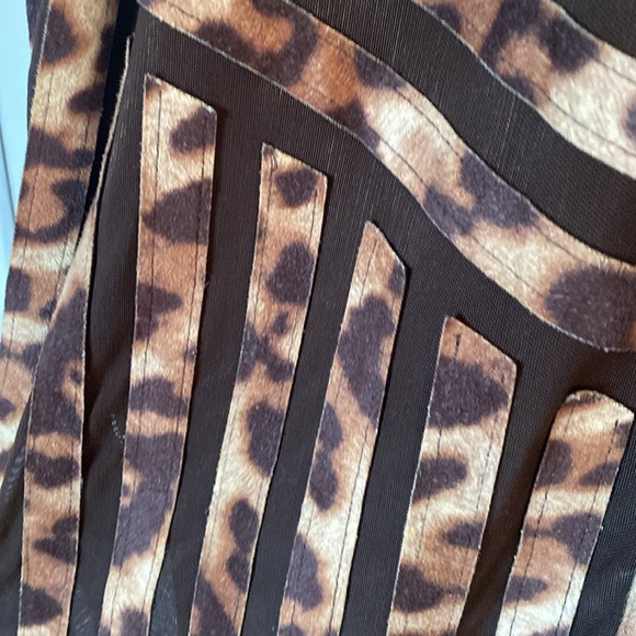 Travelers Collection By Chico’s Animal Print Cardigan Size 2 (Size M) - Picture 14 of 14